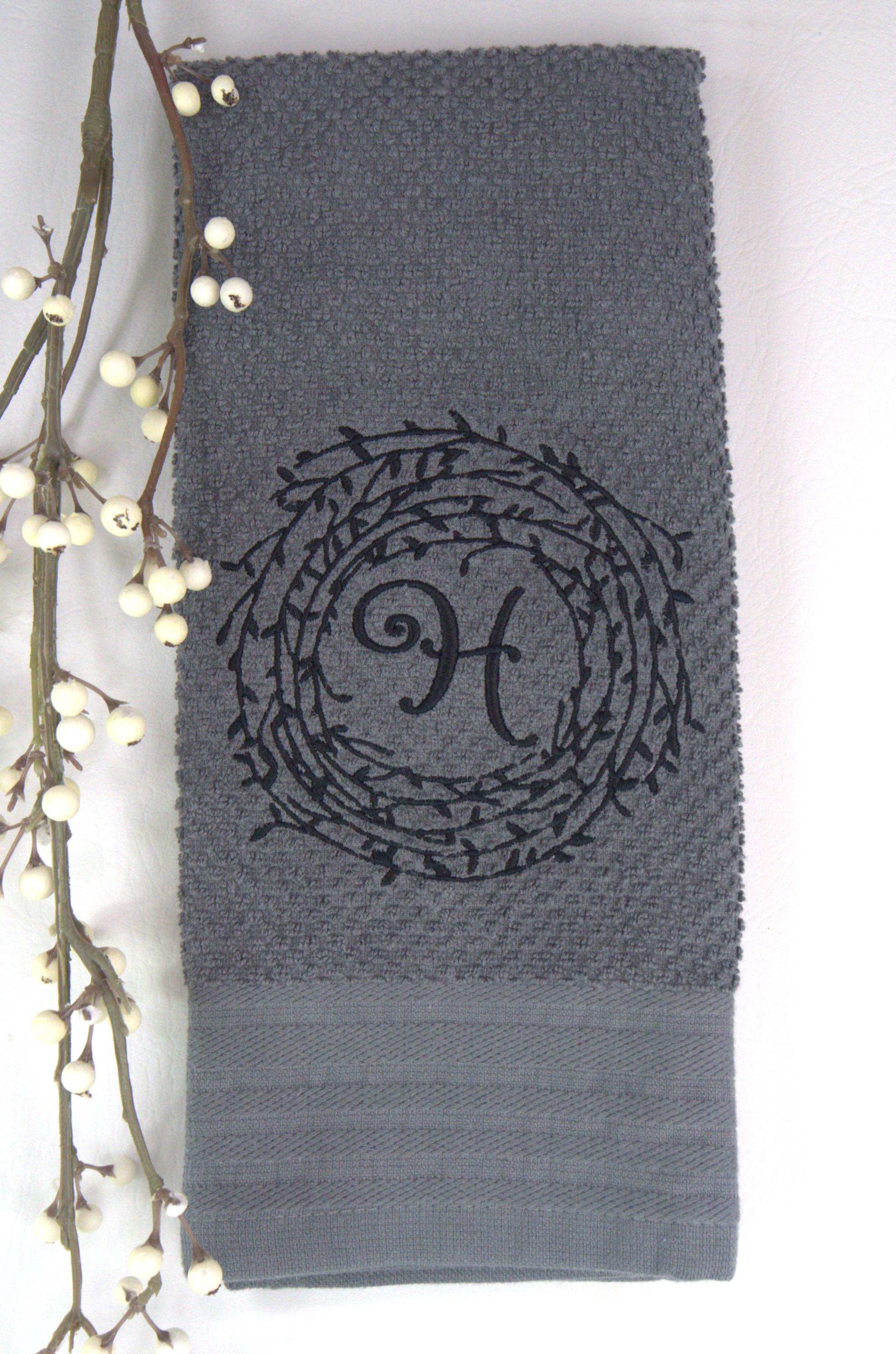 Single Monogram Twig Wreath Embroidered Dish Towel – Personalized Kitchen Towel